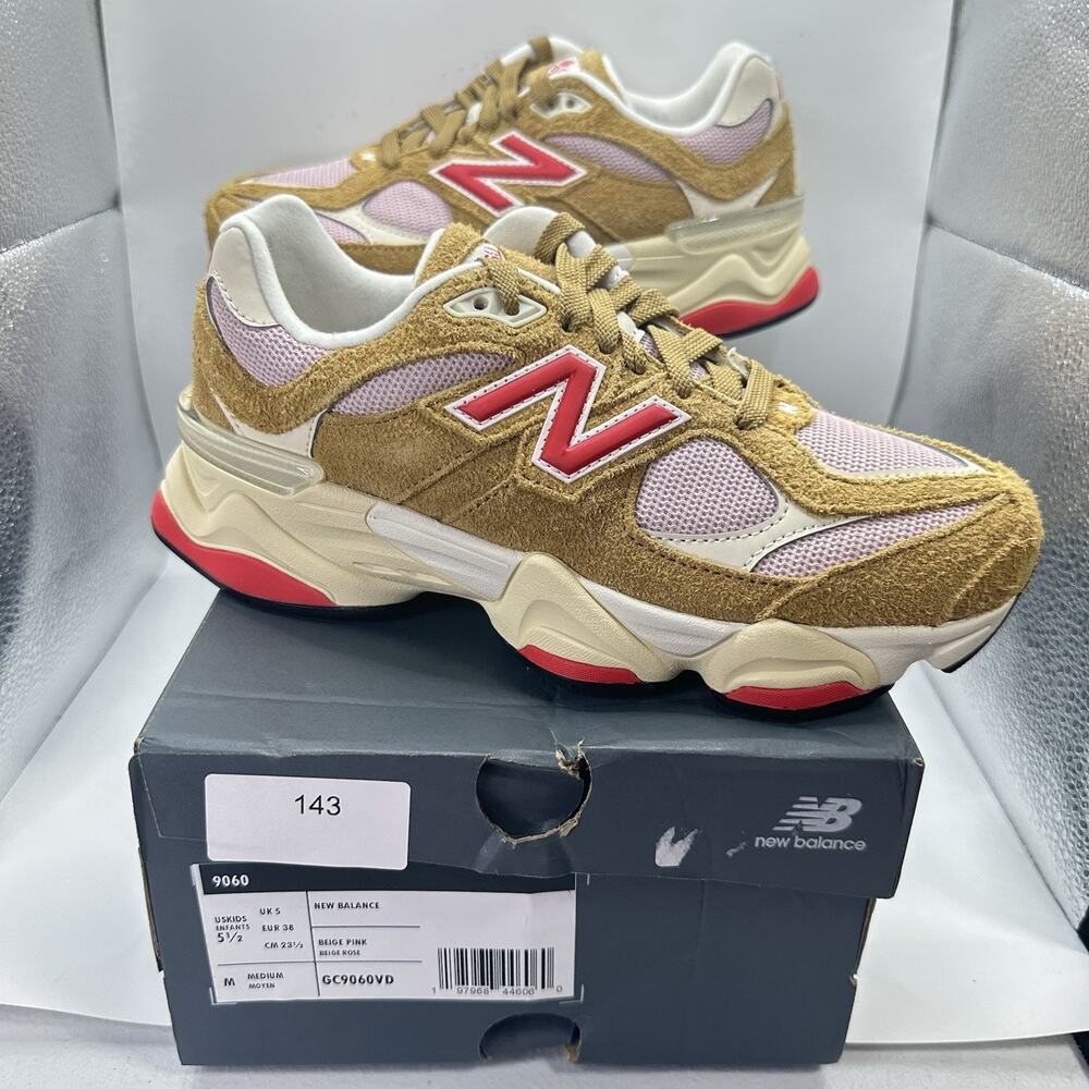 New Balance 9060 Great Plains True Red Shoes | Men’s 5.5 Women’s 7 US | GC9060VD